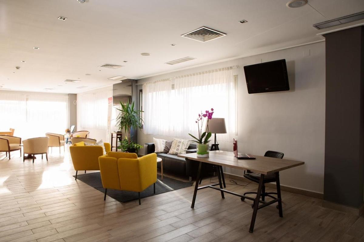 Hotel Yit Ciudad De