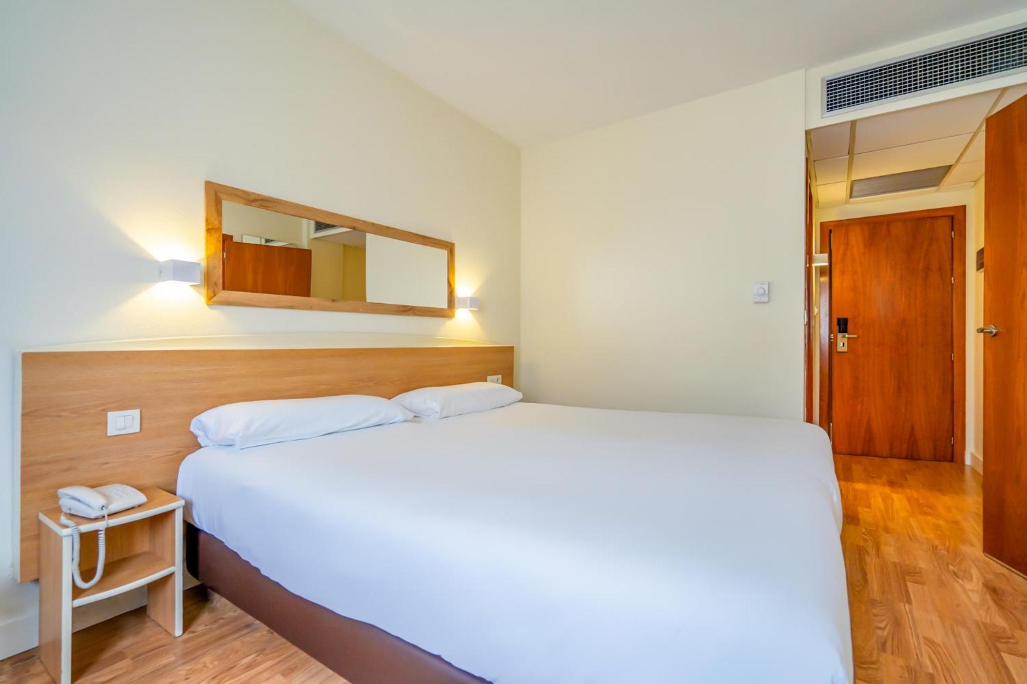 Hotel Yit Ciudad De