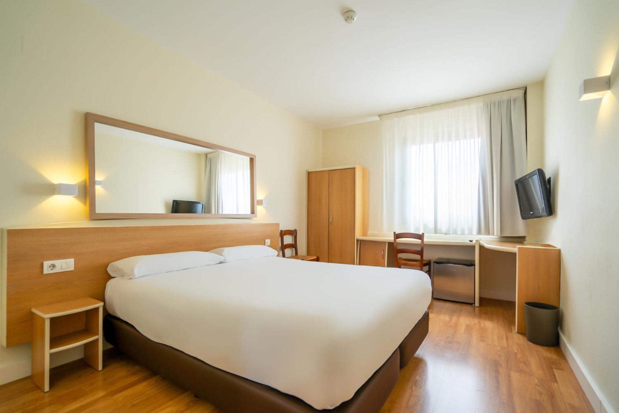 Hotel Yit Ciudad De