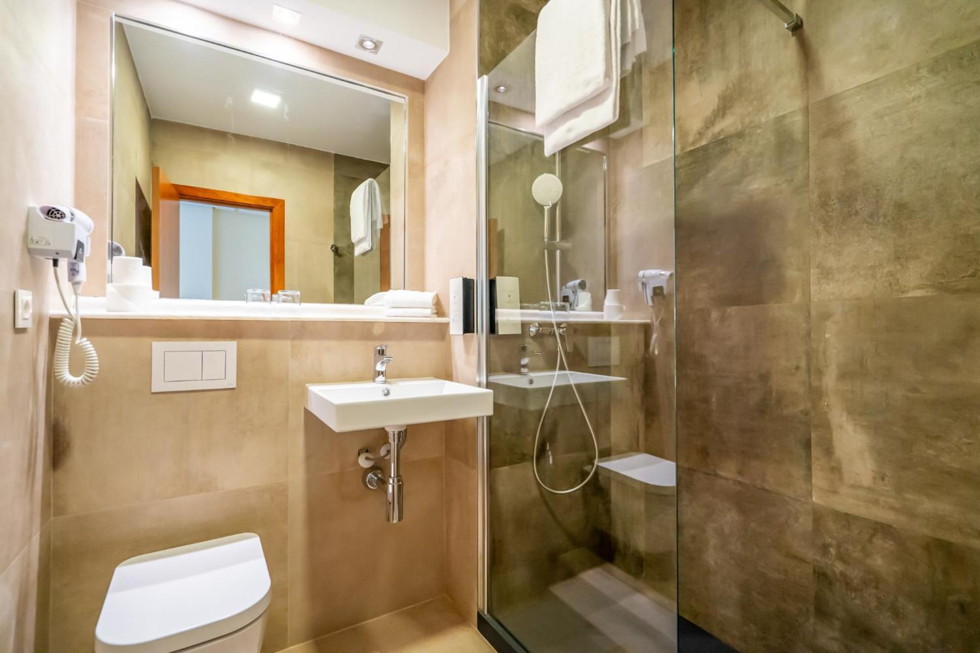 Yit Ciudad De Hotel 3*